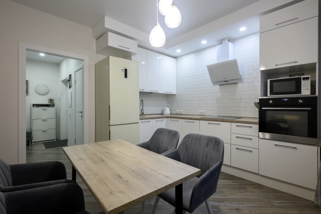 Купить двухкомнатную квартиру на вторичке в Пушкине. Вариант № 10016897, 7, площадь -  квм, цена 9750000 рублей