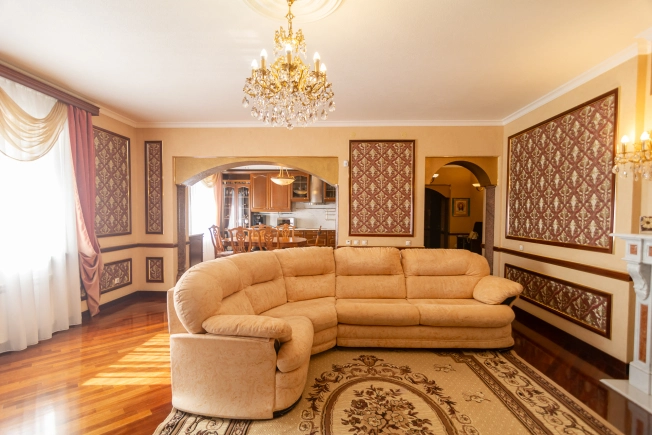 Купить квартиру на улице Андропова в Петрозаводске. Вариант № 1808643, 13, площадь -  квм, цена 24500000 рублей