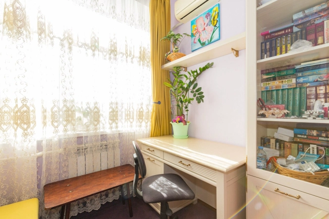 . Вариант № 2005125, 5, площадь - 74.7 квм, цена 15000000 рублей