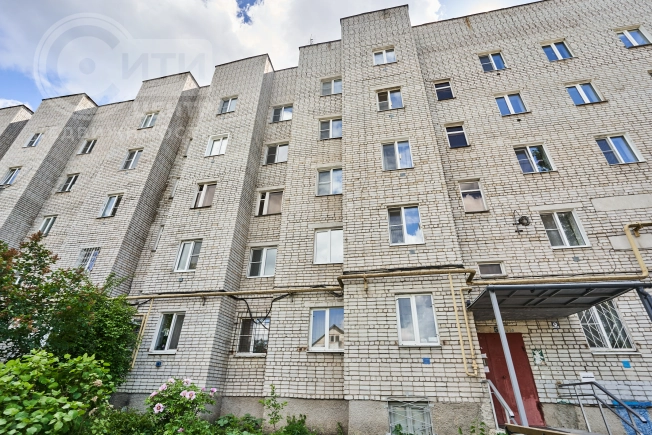 Купить трехкомнатную квартиру в районе Железнодорожный в Воронеже. Вариант № 42970, 26, площадь -  квм, цена 6100000 рублей