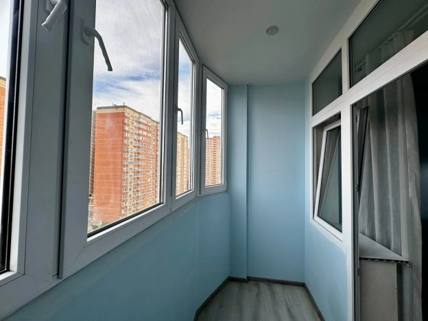 Купить квартиру в ЖК Губернский в Краснодаре. Вариант № 8242031, 5, площадь -  квм, цена 5550000 рублей