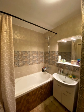 Купить квартиру в Москве. Вариант № 8048470, 11, площадь - квм, цена 15700000 рублей