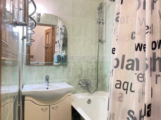 . Вариант № 3650010, 4, площадь - 56.1 квм, цена 12000000 рублей