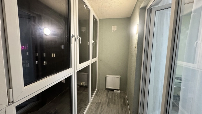 Снять квартиру на улице Олега Кошевого в Калининграде. Вариант № 9901430, 12, площадь -  квм, цена 30000 рублей