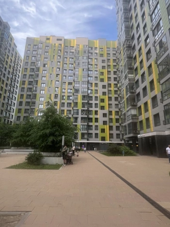 Купить квартиру в Москве. Вариант № 2360048, 17, площадь -  квм, цена 29500000.0000 рублей