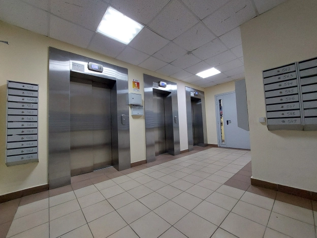 Купить однокомнатную квартиру в Ленинградской области. Вариант № 8737446, 19, площадь -  квм, цена 6800000 рублей