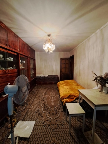 Купить двухкомнатную квартиру в Омске. Вариант № 2151225, 1, площадь -  квм, цена 4000000 рублей