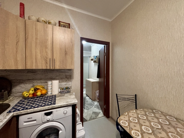 Купить однокомнатную квартиру на улице Дорошенко в Белгородской области. Вариант № 8015122, 1, площадь -  квм, цена 4190000 рублей