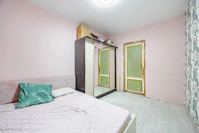 Купить трехкомнатную квартиру у метро Садовая в Санкт-Петербурге. Вариант № 6829168, 3, площадь -  квм, цена 17990000 рублей