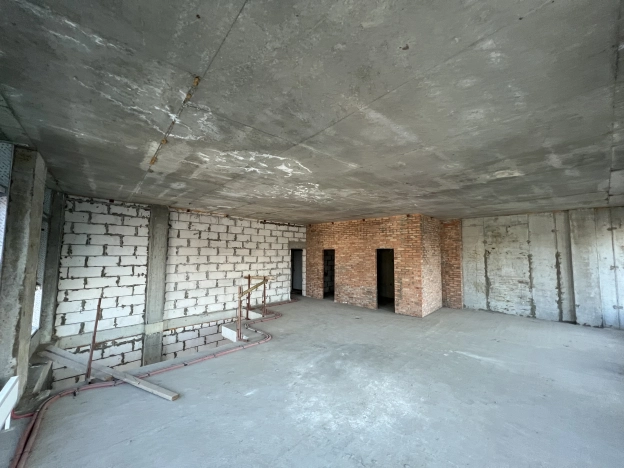 Купить квартиру со свободной планировкой в Ростове-на-Дону. Вариант № 36648, 10, площадь -  квм, цена 55000000 рублей