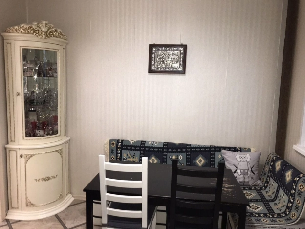 Купить квартиру в Москве. Вариант № 8170629, 3, площадь -  квм, цена 15000000 рублей