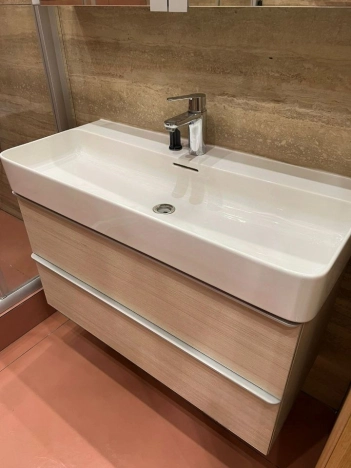 Купить квартиру в Москве. Вариант № 9687332, 8, площадь -  квм, цена 17990000 рублей