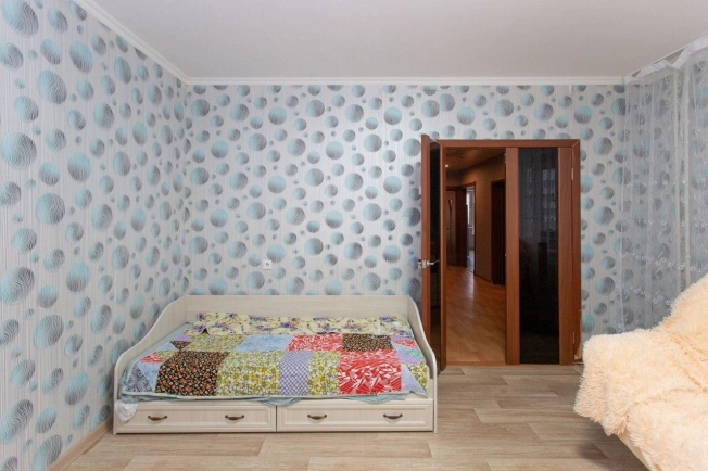 Купить квартиру в Тобольске. Вариант № 9857411, 12, площадь -  квм, цена 9300000 рублей