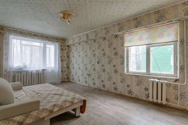 Купить квартиру на вторичке в Вологде. Вариант № 10677625, 4, площадь - квм, цена 2990000 рублей