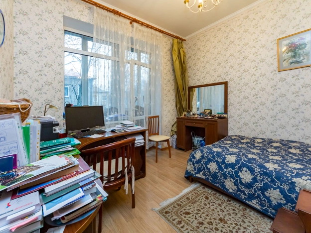 Купить четырехкомнатную квартиру в Калининграде. Вариант № 20211, 15, площадь -  квм, цена 20000000 рублей