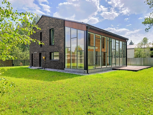 Купить дом в Тверской области. Вариант № 17884, 25, площадь -  квм, цена 36200000 рублей