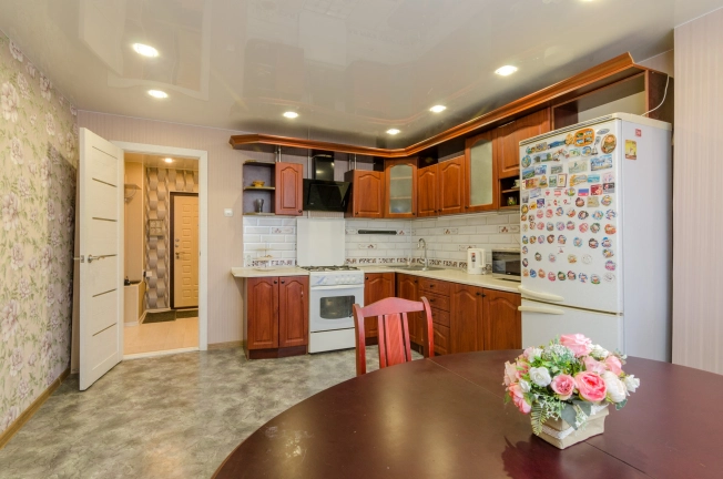 Купить четырехкомнатную квартиру в Вологде. Вариант № 18317, 0, площадь -  квм, цена 9700000 рублей