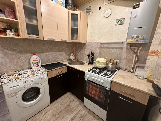 . Вариант № 9384805, 4, площадь - 46.2 квм, цена 4000000 рублей