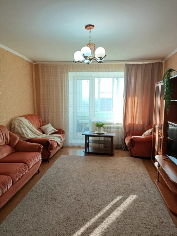 Купить трехкомнатную квартиру в Омске. Вариант № 13292, 2, площадь -  квм, цена 6699000 рублей