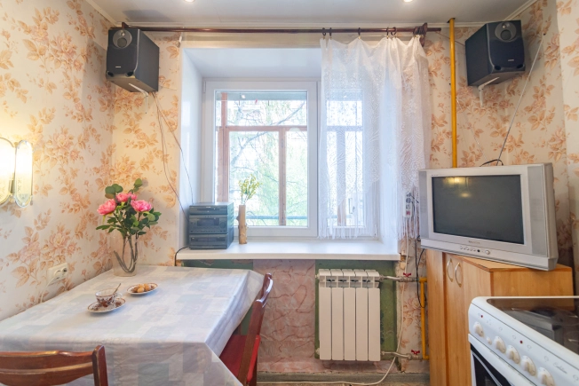 Купить однокомнатную квартиру на улице проезд Алексея Афанасьева в Петрозаводске. Вариант № 37680, 9, площадь -  квм, цена 4990000 рублей