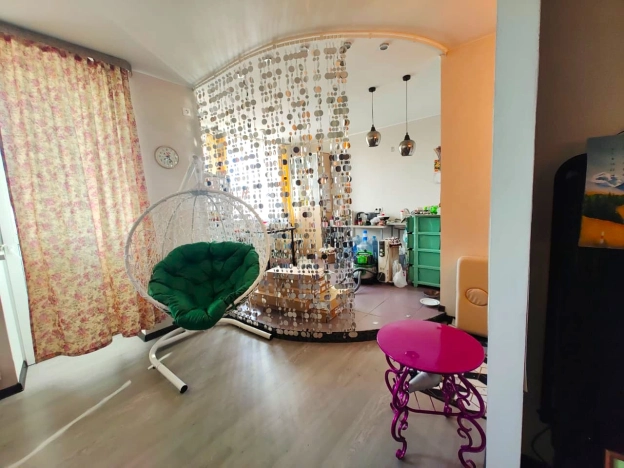 Купить однокомнатную квартиру на вторичке в Московской области. Вариант № 3948717, 4, площадь -  квм, цена 6300000 рублей