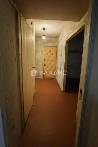 Купить однокомнатную квартиру в Ростовской области. Вариант № 9455800, 4, площадь -  квм, цена 2800000 рублей