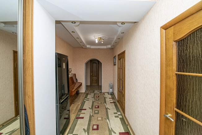 Купить трехкомнатную квартиру у метро Чкаловская в Нижнем Новгороде. Вариант № 740232, 19, площадь -  квм, цена 15300000 рублей