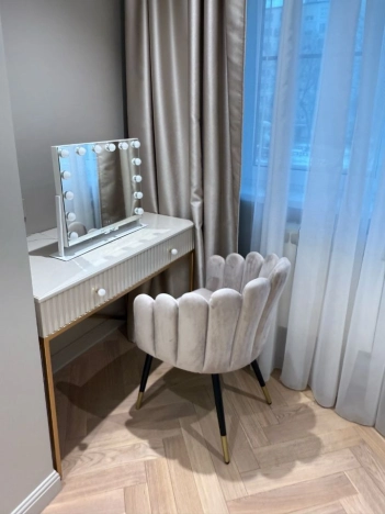 Купить квартиру в Москве. Вариант № 10732373, 2, площадь - квм, цена 27000000 рублей