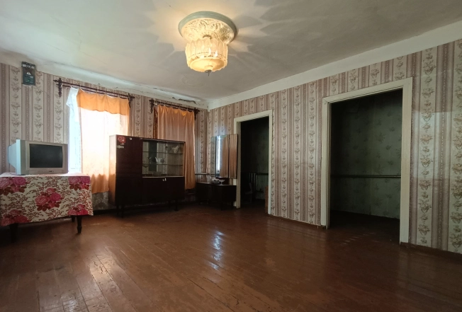 Купить дом на улице Большак в Липецкой области. Вариант № 9937, 6, площадь -  квм, цена 950000 рублей