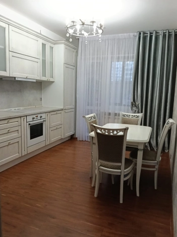 Купить двухкомнатную квартиру на вторичке у метро Бауманская в Москве. Вариант № 10424710, 8, площадь -  квм, цена 16700000 рублей