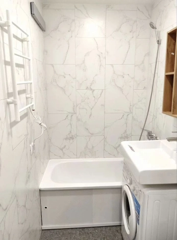 Купить однокомнатную квартиру в Ростовской области. Вариант № 527780, 13, площадь -  квм, цена 2350000 рублей