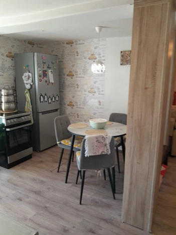 Купить дом в Кемеровской Области — Кузбассе. Вариант № 9262079, 1, площадь -  квм, цена 800000 рублей