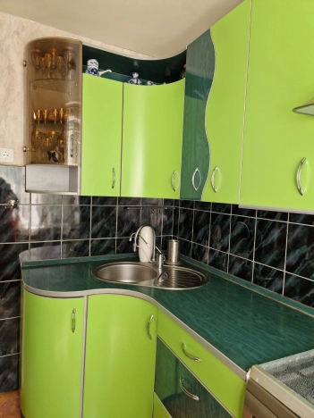 Купить квартиру в Москве. Вариант № 9835802, 8, площадь -  квм, цена 10200000 рублей