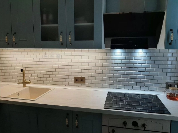 Купить трехкомнатную квартиру на улице Жилмассив в Новосибирской области. Вариант № 9561293, 9, площадь -  квм, цена 10400000 рублей