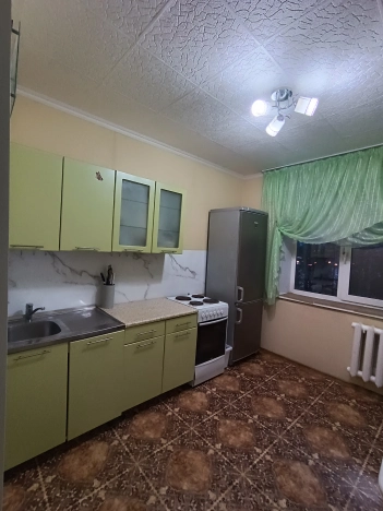 Снять квартиру в Тобольске. Вариант № 9777765, 17, площадь -  квм, цена 40000 рублей