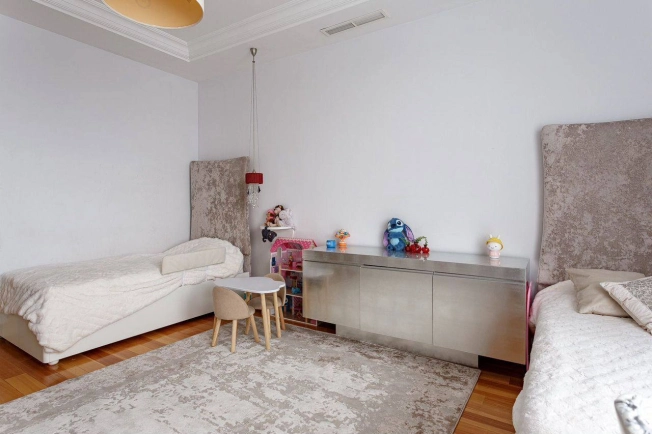 Купить квартиру в Москве. Вариант № 8074308, 16, площадь -  квм, цена 115000000 рублей