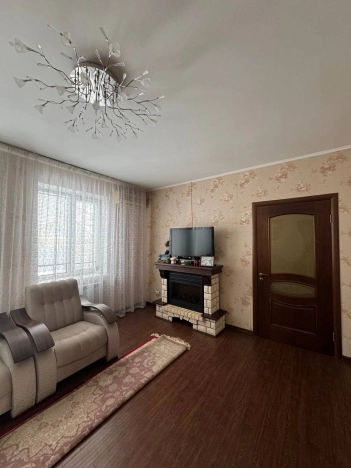 Купить дом в Микрорайоне Прометей, Октябрьский в Октябрьском. Вариант № 4837, 5, площадь -  квм, цена 11000000 рублей