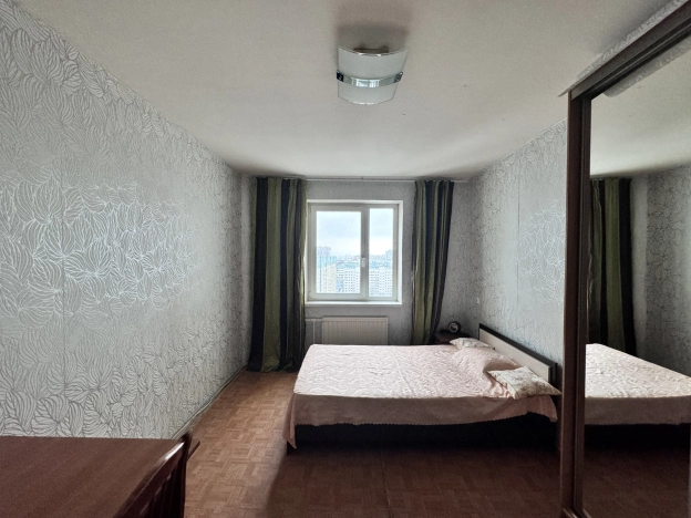 Купить трехкомнатную квартиру в Санкт-Петербурге. Вариант № 9717843, 21, площадь -  квм, цена 19000000 рублей