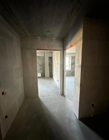 Купить однокомнатную квартиру на улице Центральная в Калужской области. Вариант № 9937053, 4, площадь -  квм, цена 4100000 рублей