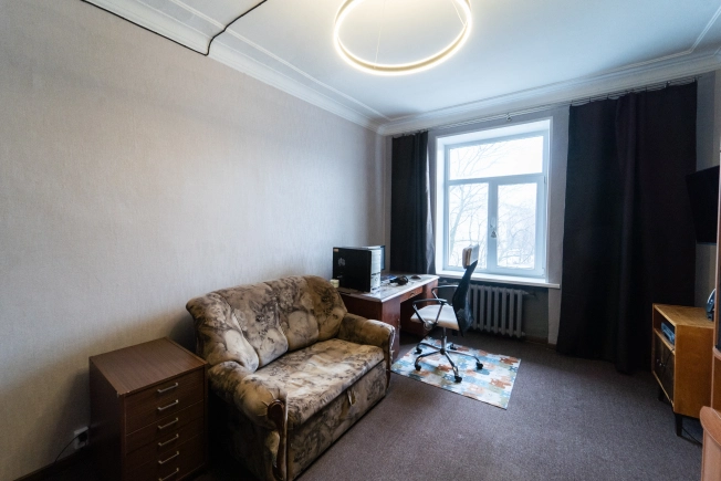 Купить квартиру в районе Зарека в Петрозаводске. Вариант № 7655497, 9, площадь -  квм, цена 5680000 рублей