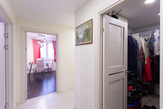 Купить четырехкомнатную квартиру в Владимирской области. Вариант № 8895847, 35, площадь -  квм, цена 13400000 рублей