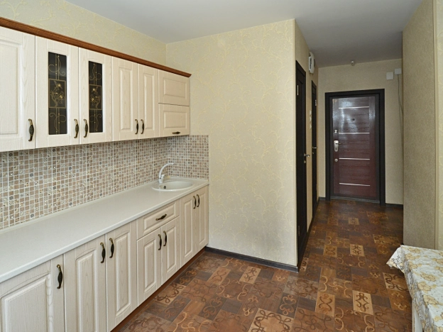 Купить двухкомнатную квартиру в Новосибирске. Вариант № 9545136, 1, площадь -  квм, цена 8100000 рублей