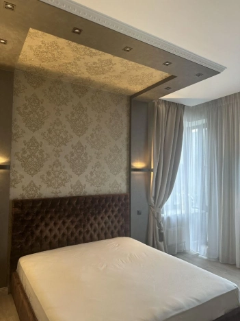 Купить трехкомнатную квартиру на улице Кирова в Химках. Вариант № 1202556, 3, площадь -  квм, цена 35250000 рублей