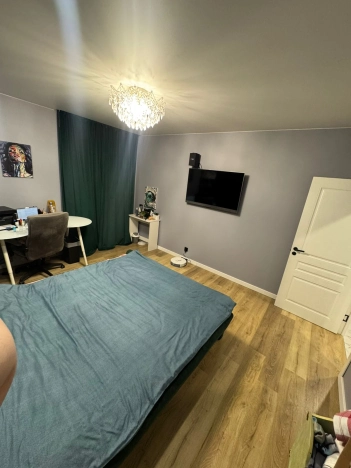 Купить трехкомнатную квартиру на улице Олега Кошевого в Калининграде. Вариант № 9345532, 6, площадь -  квм, цена 12993126 рублей