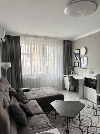 Купить квартиру в Москве. Вариант № 8983101, 4, площадь - квм, цена 20500000 рублей