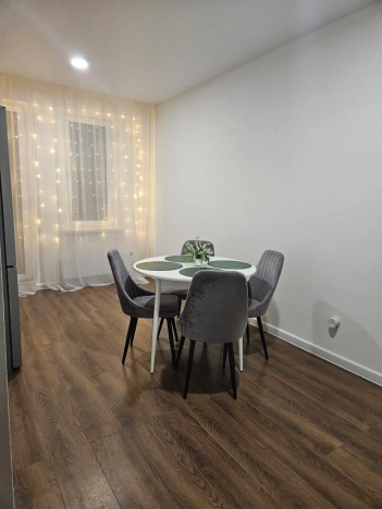 Купить трехкомнатную квартиру у метро Терехово в Москве. Вариант № 10716902, 4, площадь - квм, цена 23000000 рублей