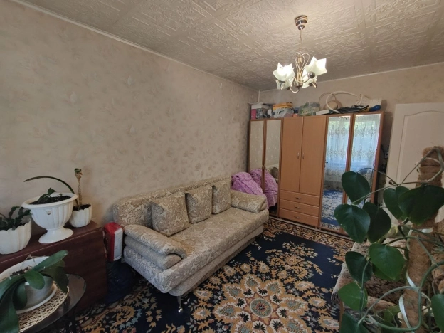 Купить четырехкомнатную квартиру в Ижевске. Вариант № 11575, 5, площадь -  квм, цена 6400000 рублей