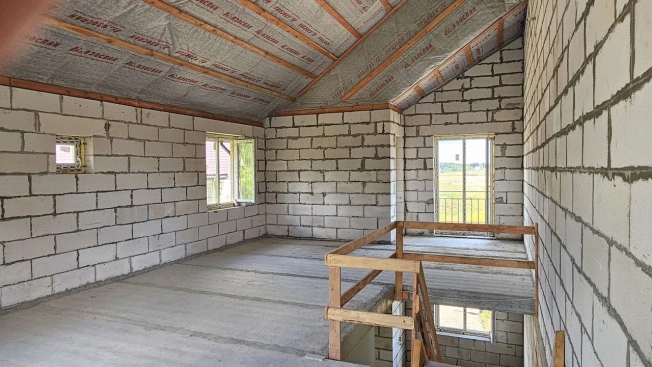 Купить таунхаус в Ленинградской области. Вариант № 3072450, 16, площадь -  квм, цена 8350000 рублей