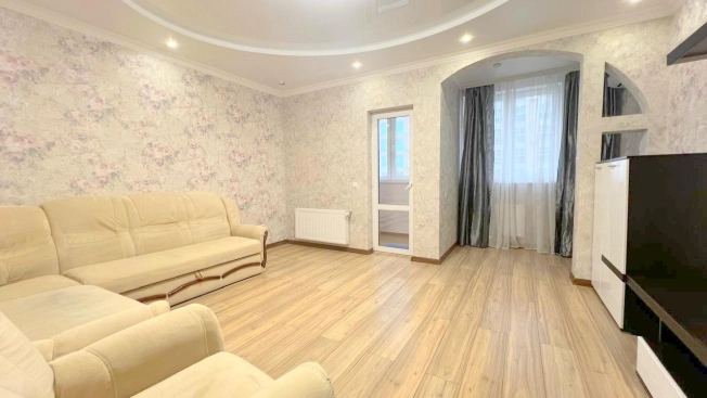 Купить двухкомнатную квартиру в Краснодаре. Вариант № 7610525, 0, площадь -  квм, цена 12400000 рублей