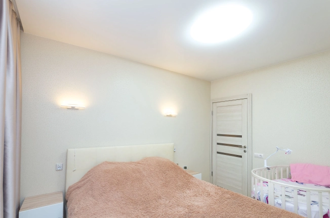 Купить двухкомнатную квартиру на вторичке в Микрорайоне 10-й, Тобольск в Тобольске. Вариант № 4193, 5, площадь -  квм, цена 5250000 рублей